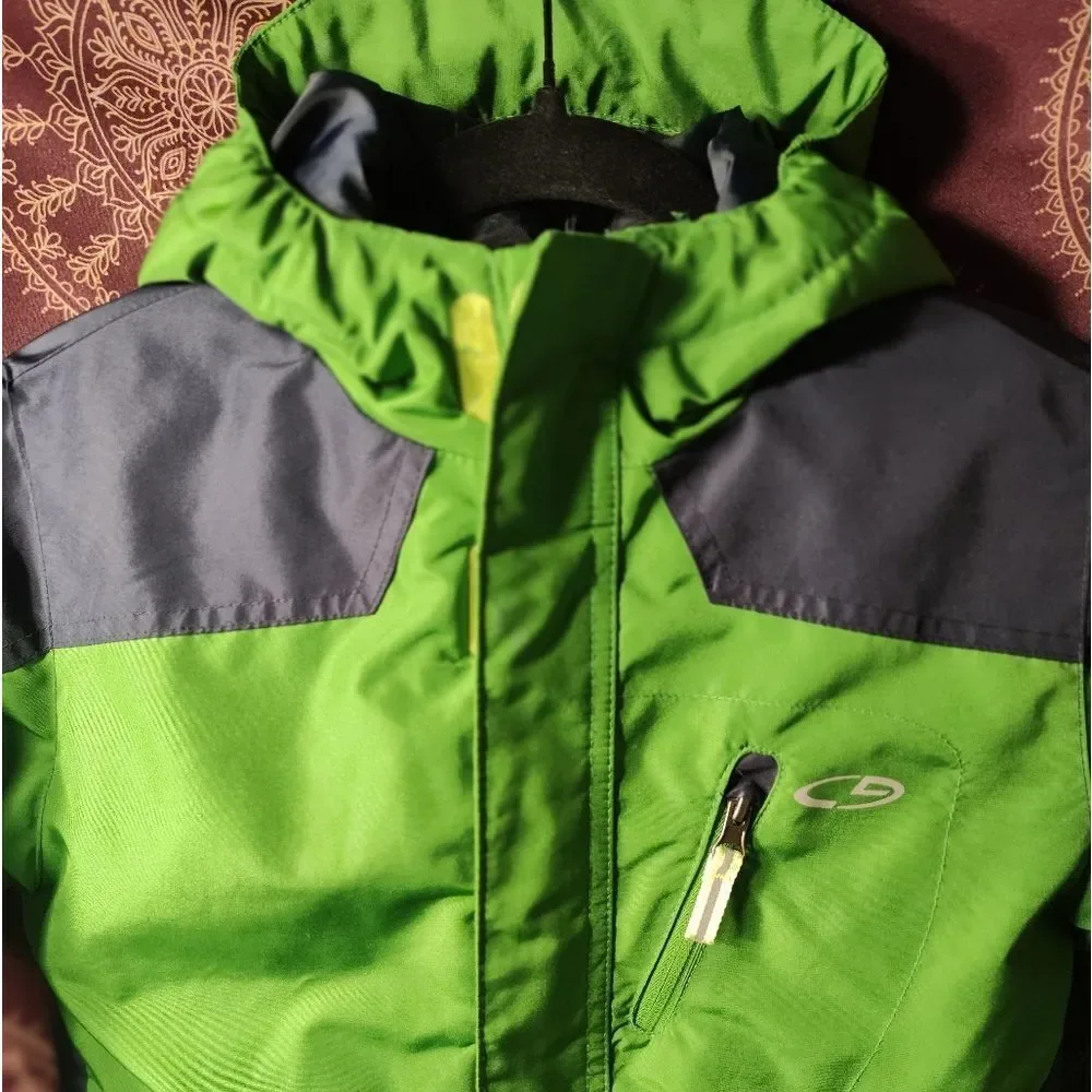 Sz 4/5 Champion C9 Youth Green and Navy Winter /Ski Jacket / Coat NWOT
